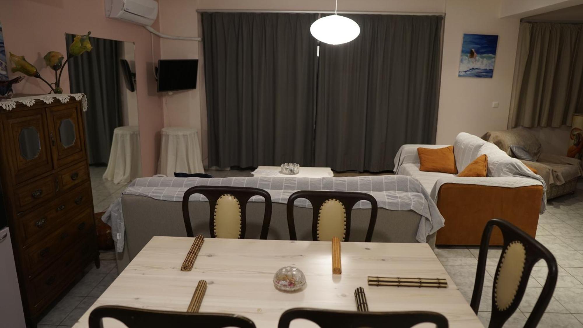 Romanos Patras Studio Zewnętrze zdjęcie